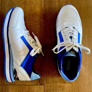 Purchased in 2019 & only worn 2x before going into lock down, never worn again~